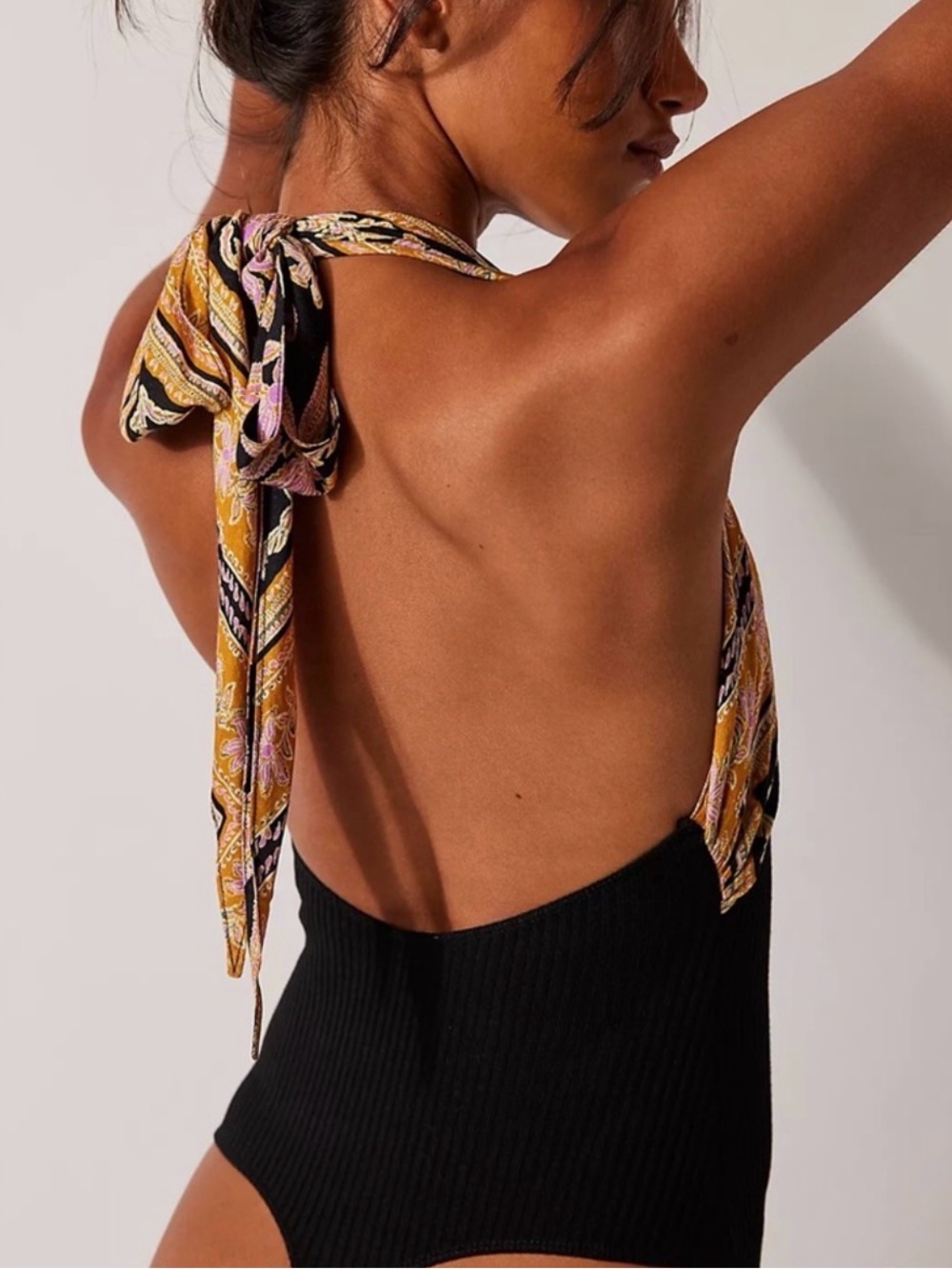 Free People Eyes For U Halter Bodysuit M Black Ribbed Scarf Tie Open Back Boho - Picture 2 of 12